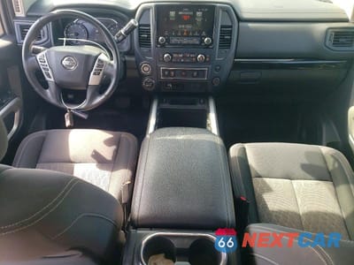 Zdjęcie 8 z 12 samochodu: 2022 NISSAN TITAN SV VIN:1N6AA1ED4NN103285 - miniatura