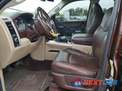 Zdjęcie 7 z 13 samochodu: 2014 RAM 2500 LONGHORN VIN:3C6UR5GL9EG279205 - miniatura