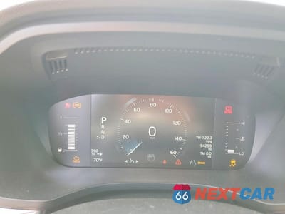 Zdjęcie 9 z 12 samochodu: 2019 VOLVO XC60 T5 VIN:LYV102RK4KB200955 - miniatura