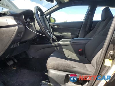 Zdjęcie 7 z 13 samochodu: 2018 TOYOTA C-HR XLE VIN:NMTKHMBX6JR054967 - miniatura