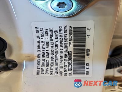 Zdjęcie 13 z 14 samochodu: 2019 HONDA INSIGHT EX VIN:19XZE4F5XKE003839 - miniatura