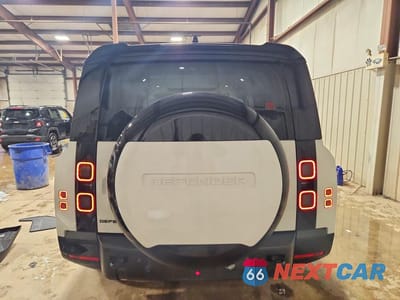 Zdjęcie 6 z 13 samochodu: 2026 LAND ROVER DEFENDER 130 X-DYNAMIC SE VIN:SALE2FEU3T2498050 - miniatura