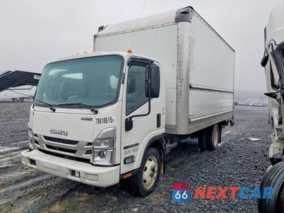 2024 ISUZU NPR HD BOX TRUCK 54DC4W1D9RS212785 - główne zdjęcie licytacji z USA - miniatura