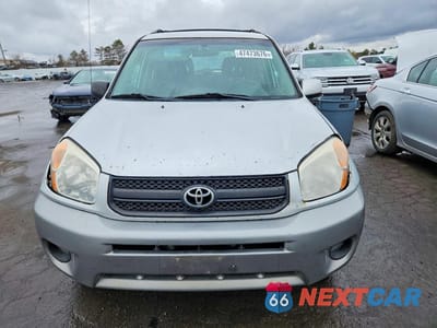 Piąte zdjęcie samochodu w środku: 2005 TOYOTA RAV4 BASE VIN:JTEGD20V950059271 - miniatura