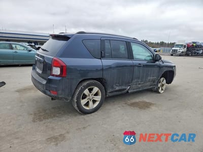 Trzecie zdjęcie samochodu z tyłu: 2015 JEEP COMPASS SPORT VIN:1C4NJDBB3FD439929 - miniatura