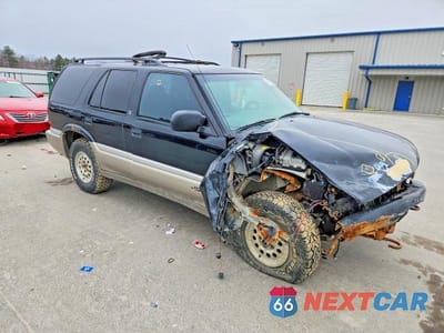 Czwarte zdjęcie samochodu z boku: 2001 GMC JIMMY VIN:1GKDT13W712176326 - miniatura