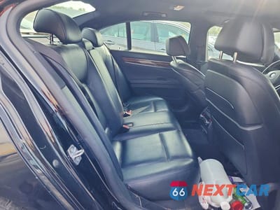 Zdjęcie 10 z 12 samochodu: 2014 BMW 750 VIN:WBAYB6C55ED224188 - miniatura