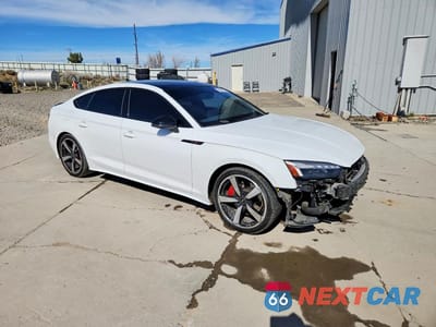 Czwarte zdjęcie samochodu z boku: 2024 AUDI A5 PREMIUM PLUS 45 VIN:WAUFACF5XRA049044 - miniatura