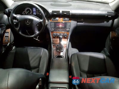 Zdjęcie 8 z 12 samochodu: 2007 MERCEDES-BENZ C 280 4MATIC VIN:WDBRF92H67F850217 - miniatura