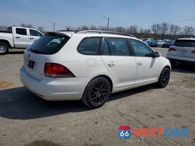 Trzecie zdjęcie samochodu z tyłu: 2010 VOLKSWAGEN JETTA S VIN:3VWKX7AJ7AM648564 - miniatura