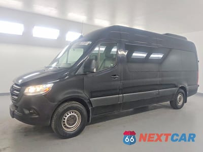 2019 MERCEDES-BENZ SPRINTER 2500 WDZPF1CD4KP124204 - główne zdjęcie licytacji z USA - miniatura