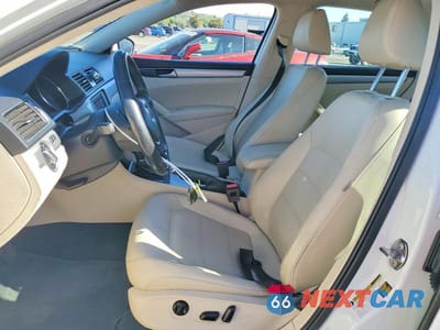 Zdjęcie 7 z 12 samochodu: 2019 VOLKSWAGEN PASSAT WOLFSBURG VIN:1VWLA7A34KC010069 - miniatura