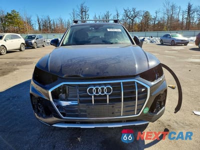 Piąte zdjęcie samochodu w środku: 2023 AUDI Q5 PREMIUM 40 VIN:WA1ABAFY4P2140093 - miniatura