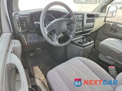 Zdjęcie 8 z 13 samochodu: 2007 CHEVROLET EXPRESS G3500 VIN:1GAHG39U371166676 - miniatura