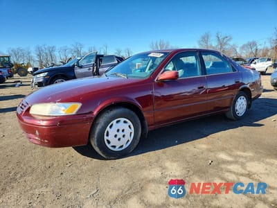 1999 TOYOTA CAMRY 4T1BG22K9XU467849 - główne zdjęcie licytacji z USA - miniatura