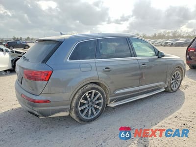 Trzecie zdjęcie samochodu z tyłu: 2018 AUDI Q7 PRESTIGE VIN:WA1VABF72JD009581 - miniatura