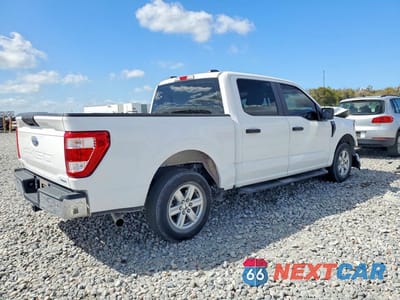 Trzecie zdjęcie samochodu z tyłu: 2023 FORD F150 SUPERCREW VIN:1FTEW1CPXPKF23527 - miniatura