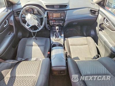 Zdjęcie 8 z 12 samochodu: 2017 NISSAN ROGUE SV VIN:KNMAT2MT4HP589780 - miniatura