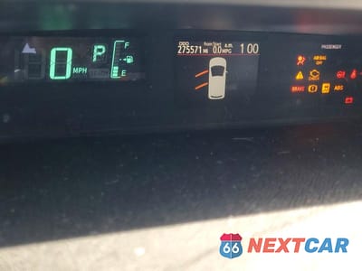 Zdjęcie 9 z 12 samochodu: 2013 TOYOTA PRIUS C TWO VIN:JTDKDTB3XD1549369 - miniatura