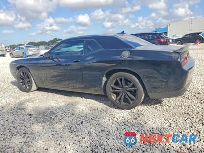 Drugie zdjęcie samochodu z przodu: 2016 DODGE CHALLENGER SXT VIN:2C3CDZAG8GH358796 - miniatura