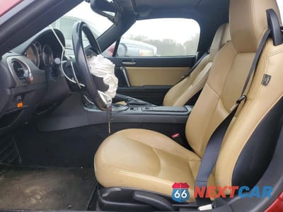 Zdjęcie 7 z 11 samochodu: 2010 MAZDA MX-5 MIATA VIN:JM1NC2FF5A0211197 - miniatura