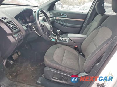 Zdjęcie 7 z 13 samochodu: 2019 FORD EXPLORER XLT VIN:1FM5K8D83KGB46641 - miniatura