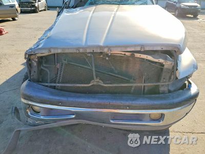 Zdjęcie 11 z 13 samochodu: 1998 DODGE RAM 2500 VIN:1B7KF23Z4WJ168773 - miniatura