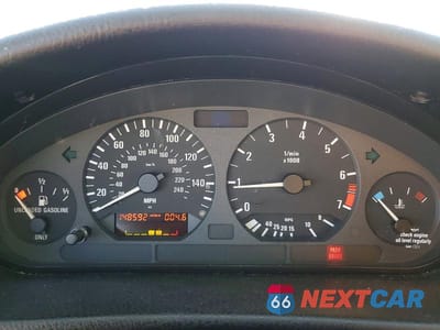 Zdjęcie 9 z 11 samochodu: 1998 BMW 323 IC AUTOMATIC VIN:WBABJ8322WEM21289 - miniatura