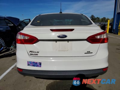 Zdjęcie 6 z 12 samochodu: 2014 FORD FOCUS SE VIN:1FADP3F21EL362986 - miniatura