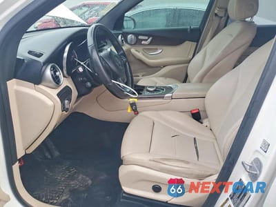 Zdjęcie 7 z 12 samochodu: 2018 MERCEDES-BENZ GLC 300 4MATIC VIN:WDC0G4KB9JV104132 - miniatura