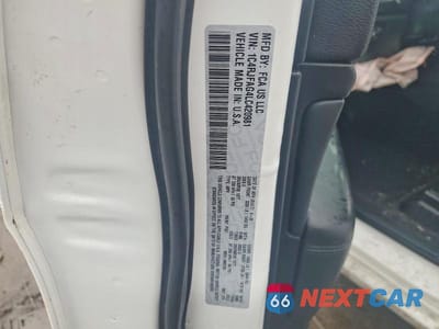Zdjęcie 13 z 13 samochodu: 2020 JEEP GRAND CHEROKEE LAREDO VIN:1C4RJFAG4LC420981 - miniatura
