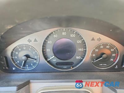 Zdjęcie 9 z 11 samochodu: 2003 MERCEDES-BENZ E 500 VIN:WDBUF70J23A199258 - miniatura