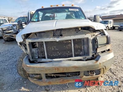 Piąte zdjęcie samochodu w środku: 2004 FORD F350 SUPER DUTY VIN:1FDWX37S84EB96613 - miniatura