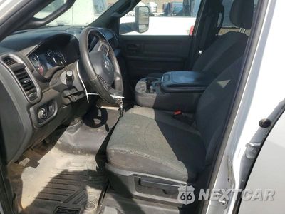 Zdjęcie 7 z 12 samochodu: 2022 RAM 3500 TRADESMAN VIN:3C63RPGLXNG151501 - miniatura