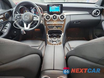 Zdjęcie 8 z 12 samochodu: 2019 MERCEDES-BENZ C 300 4MATIC VIN:55SWF8EB5KU300525 - miniatura