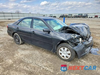 Czwarte zdjęcie samochodu z boku: 2006 TOYOTA CAMRY LE VIN:4T1BE32K06U729512 - miniatura