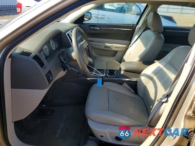 Zdjęcie 7 z 12 samochodu: 2009 CHRYSLER 300 TOURING VIN:2C3LA53V89H506347 - miniatura