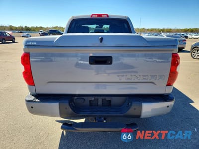Zdjęcie 6 z 12 samochodu: 2018 TOYOTA TUNDRA LIMITED VIN:5TFHY5F11JX742280 - miniatura