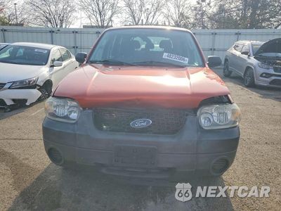Piąte zdjęcie samochodu w środku: 2007 FORD ESCAPE XLS VIN:1FMCU02Z87KA62530 - miniatura