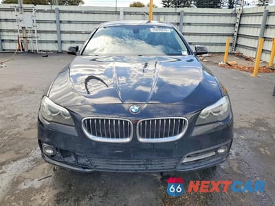 Piąte zdjęcie samochodu w środku: 2016 BMW 528 I VIN:WBA5A5C5XGD528460 - miniatura