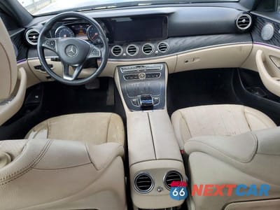 Zdjęcie 8 z 11 samochodu: 2018 MERCEDES-BENZ E 300 4MATIC VIN:WDDZF4KB6JA378787 - miniatura