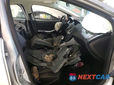 Zdjęcie 7 z 12 samochodu: 2012 FORD FOCUS SE VIN:1FAHP3F24CL181105 - miniatura