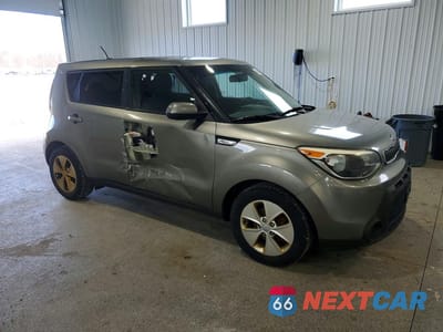Czwarte zdjęcie samochodu z boku: 2015 KIA SOUL BASE VIN:KNDJN2A21F7172815 - miniatura