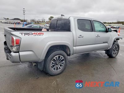 Trzecie zdjęcie samochodu z tyłu: 2023 TOYOTA TACOMA TRD SPORT VIN:3TMCZ5AN3PM579213 - miniatura