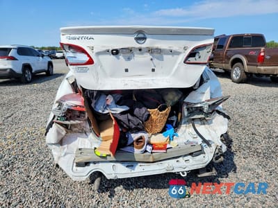 Zdjęcie 6 z 11 samochodu: 2019 NISSAN SENTRA S VIN:3N1AB7AP5KY273224 - miniatura