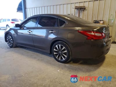 Drugie zdjęcie samochodu z przodu: 2017 NISSAN ALTIMA 2.5 SV VIN:1N4AL3AP9HC112238 - miniatura