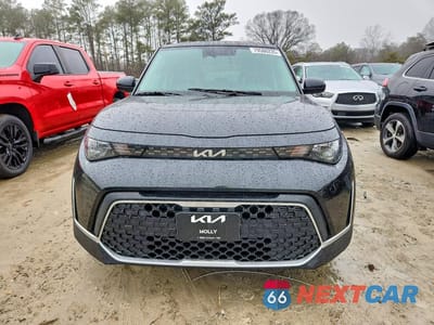 Piąte zdjęcie samochodu w środku: 2025 KIA SOUL LX VIN:KNDJ23AU0S7950743 - miniatura