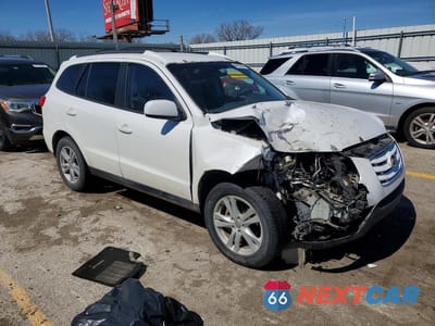 Czwarte zdjęcie samochodu z boku: 2010 HYUNDAI SANTA FE SE VIN:5NMSH4AG4AH345411 - miniatura