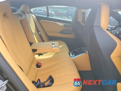Zdjęcie 10 z 12 samochodu: 2025 BMW M8 VIN:WBSGV0C0XSCT98534 - miniatura