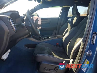 Zdjęcie 7 z 12 samochodu: 2022 VOLVO C40 P8 RECHARGE ULTIMATE VIN:YV4ED3GB2N2008385 - miniatura